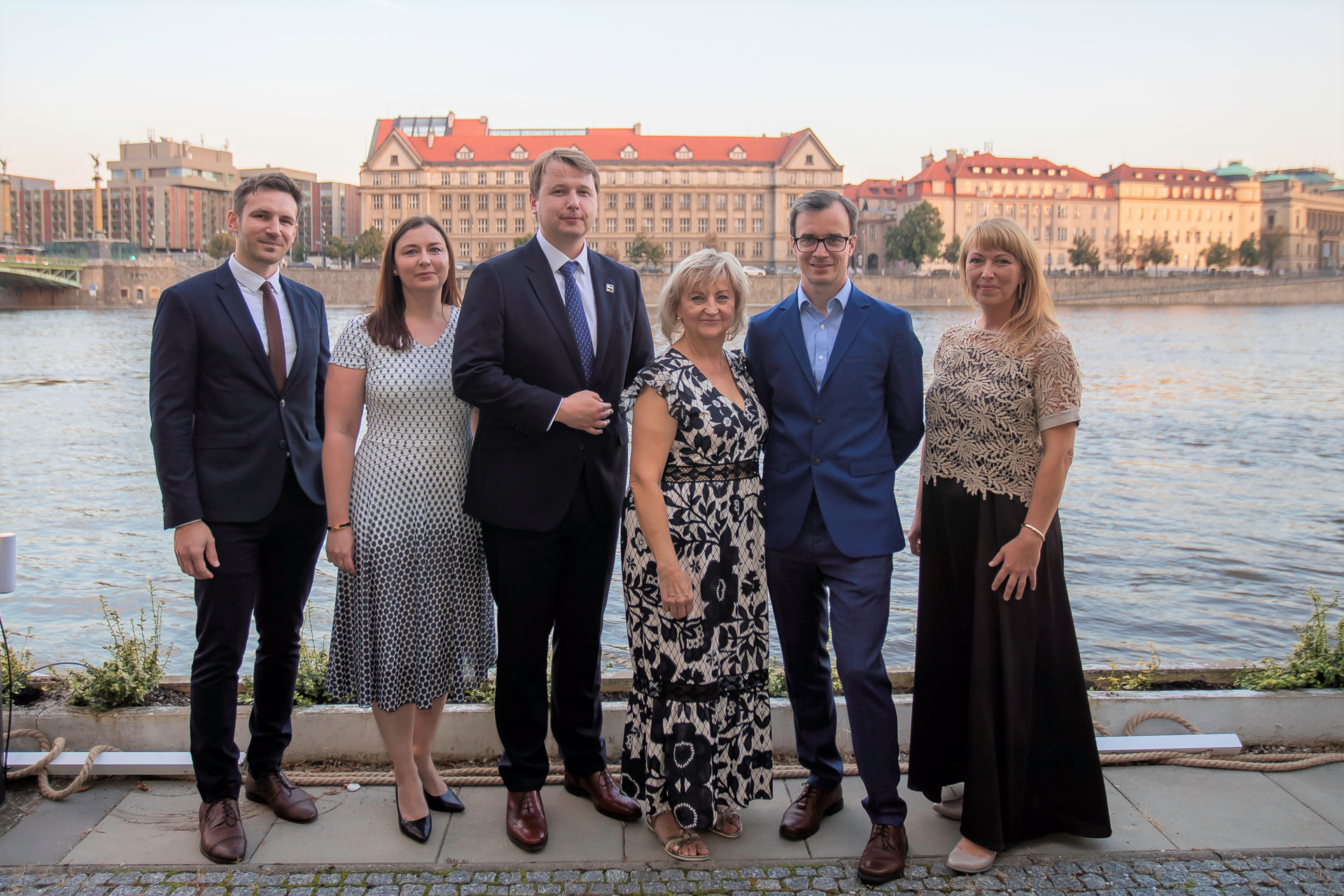 01 – Laureáti ocenění Podnikový právník 2024 s prezidentkou Unie Marií Brejchovou